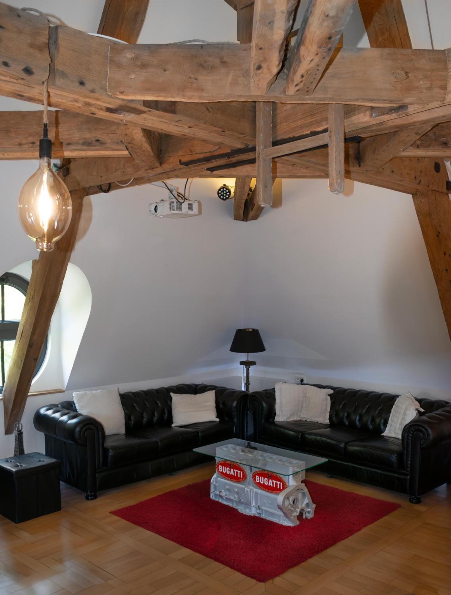 Loft Dans Le Clocher Face Au Chateau Bonnelles Экстерьер фото